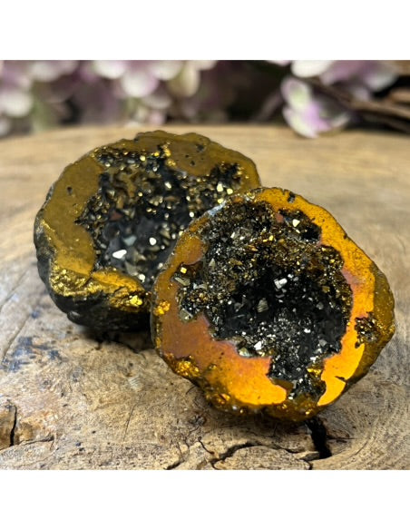 Bergkristal Geode – Goudkleurig Magisch Mooi